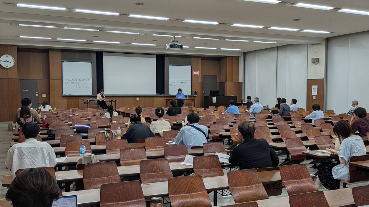 guscscvr's tweet photo. ◉お越しいただいたみなさま、ありがとうございました！！◉

昨日開催した第10回学習院大学身体表象文化学会大会は、盛況のうちに終了いたしました🙌
発表者・司会のみなさま、そしてご来場いただいたみなさま、本当にありがとうございました！
引き続きどうぞよろしくお願いいたします🙇‍♀️ https://t.co/F6G2mEi5EX