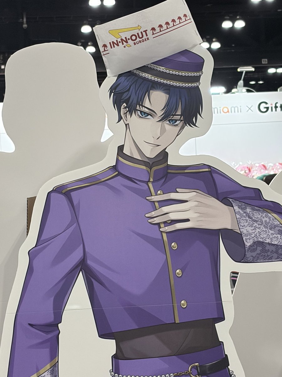 wynncident's tweet photo. Managed to very briefly drop by the booth this year 🥺 said hi to the stands for friends. I want to go back to read the review board what sort of unhinged comments are going on there https://t.co/tQ6aDrOetW