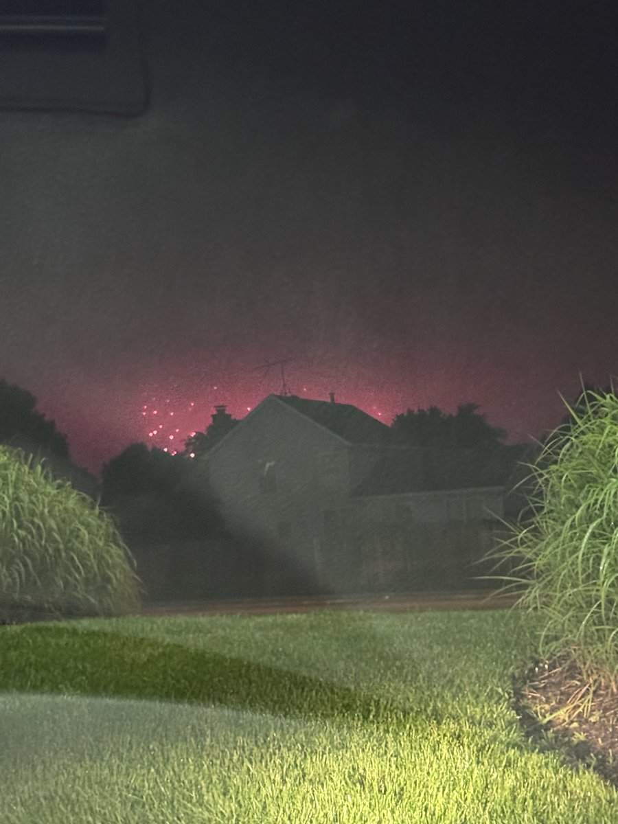 Jben518's tweet photo. @BuffaloGrove_IL man these fireworks suck since they are blocked by cloud cover https://t.co/k945Qzt2mk
