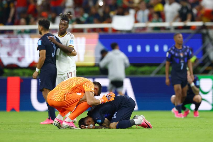 CanchaECRadio's tweet photo. ¿ Cual fue la mayor decepción de Conmebol en el Mundial 2026 ? https://t.co/bnypqUHRMC https://t.co/k03pbzrGOZ