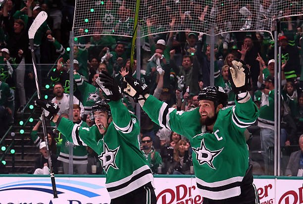 dailyjamiebenn's tweet photo. Daily Jamie Day 318 https://t.co/10o3hXeog5