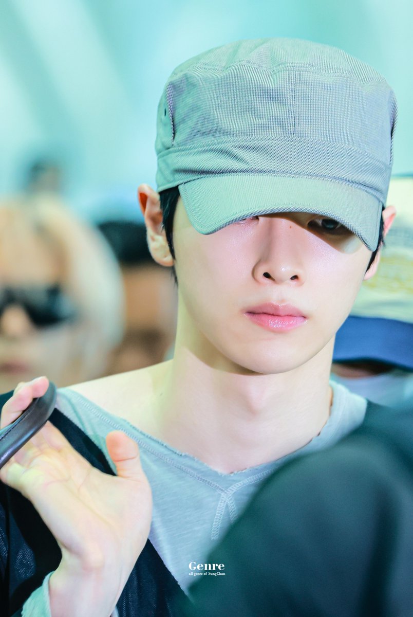 genre913's tweet photo. 260705 ICN

#성찬 #SUNGCHAN #RIIZE #라이즈 https://t.co/rz0UR4q3nP