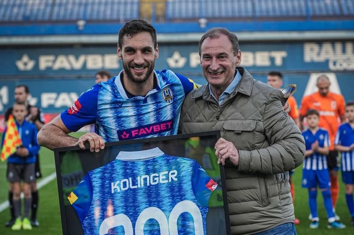 IndosFC's tweet photo. 🚨🔴 BALKANS DUO AT MACAN KEMAYORAN DEFENSE?!

PERSIJA dikabarkan bakal kedatangan dua bek tengah asing anyar untuk mengarungi 🇮🇩ISl musim 2026/27 mendatang.

• 🇭🇷Denis Kolinger (32/DF)

Melalui rilis resmi klub lamanya, pemain asal Jerman berkebangsaan Kroasia tersebut sendiri sudah dipastikan bakal gabung Macan Kemayoran di musim baru nanti.

Denis Kolinger sebelumnya bermain untuk klub lokal, 🇭🇷NK Lokomotiva Zagreb (1st tier) selama dua musim terakhir sejak 2024/25.

• 🇷🇸Radovan Pankov (30/DF)

Pemain berkebangsaan Serbia yang kini sudah berstatus tanpa tim sebelumnya bermain untuk klub kenamaan Polandia, 🇵🇱Legia Warszawa (1st tier) selama tiga musim terakhir sejak 2023/24.

Untuk Radovan Pankov selain 🇮🇩PERSIJA, nama klub asal Korea Selatan, yakni 🇰🇷Jeonbuk Motors (1st tier) juga dikaitkan dengannya.

Bahkan klub kenamaan Korea Selatan tersebut disebutkan telah menyiapkan kontrak dengan gaji €500k/musim.