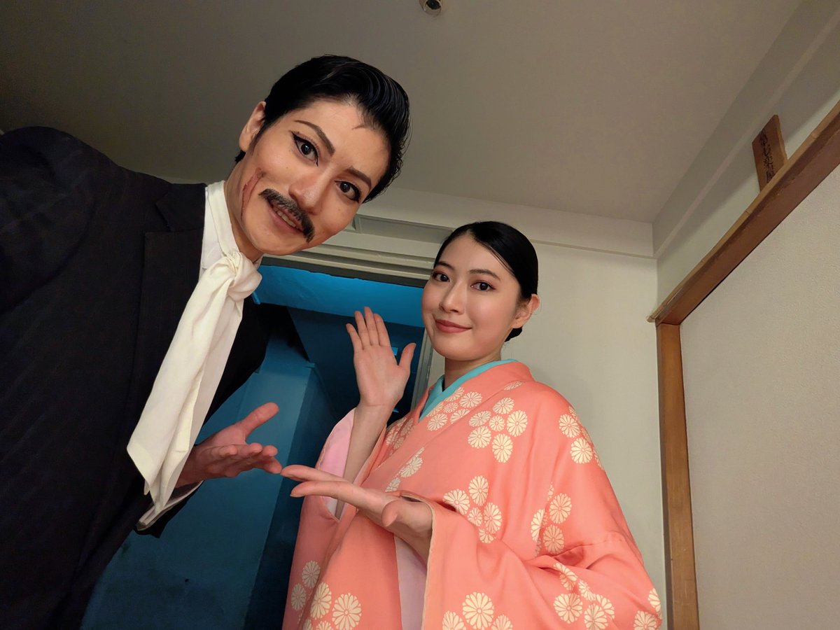 yusukeee_0716's tweet photo. #シーボルト父子伝2026 2日目ありがとうございました✨✨

誇組が千穐楽でした.
おめでとうございます🎉
#市川美織 さん #安田聖愛 さん #東雲れいか さん
お疲れさまでした✨
真ん中にそびえ立つ背が高い #徳田皓己 さんは今日も一緒に闘います⚔️笑

一期一会、同じステージは二度とない.

本日7/5 14:00 大千穐楽(愛組千穐楽)

最後、行ってきます！