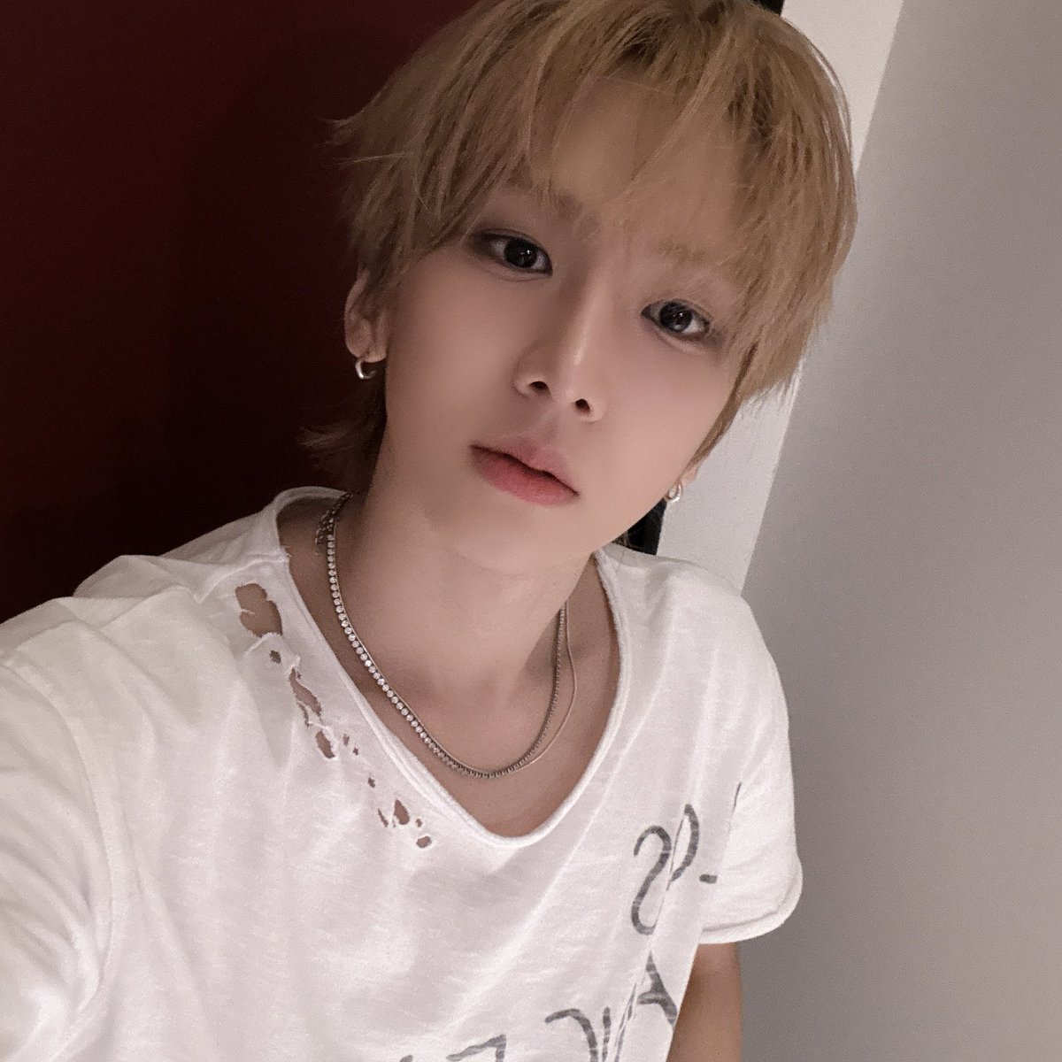 82Message's tweet photo. [#비맞은강아지]
염색 했어요오🙈

#82MAJOR #82메이저 #에이티투메이저
#남성모 #NAMSEONGMO https://t.co/evVB3WjVMf