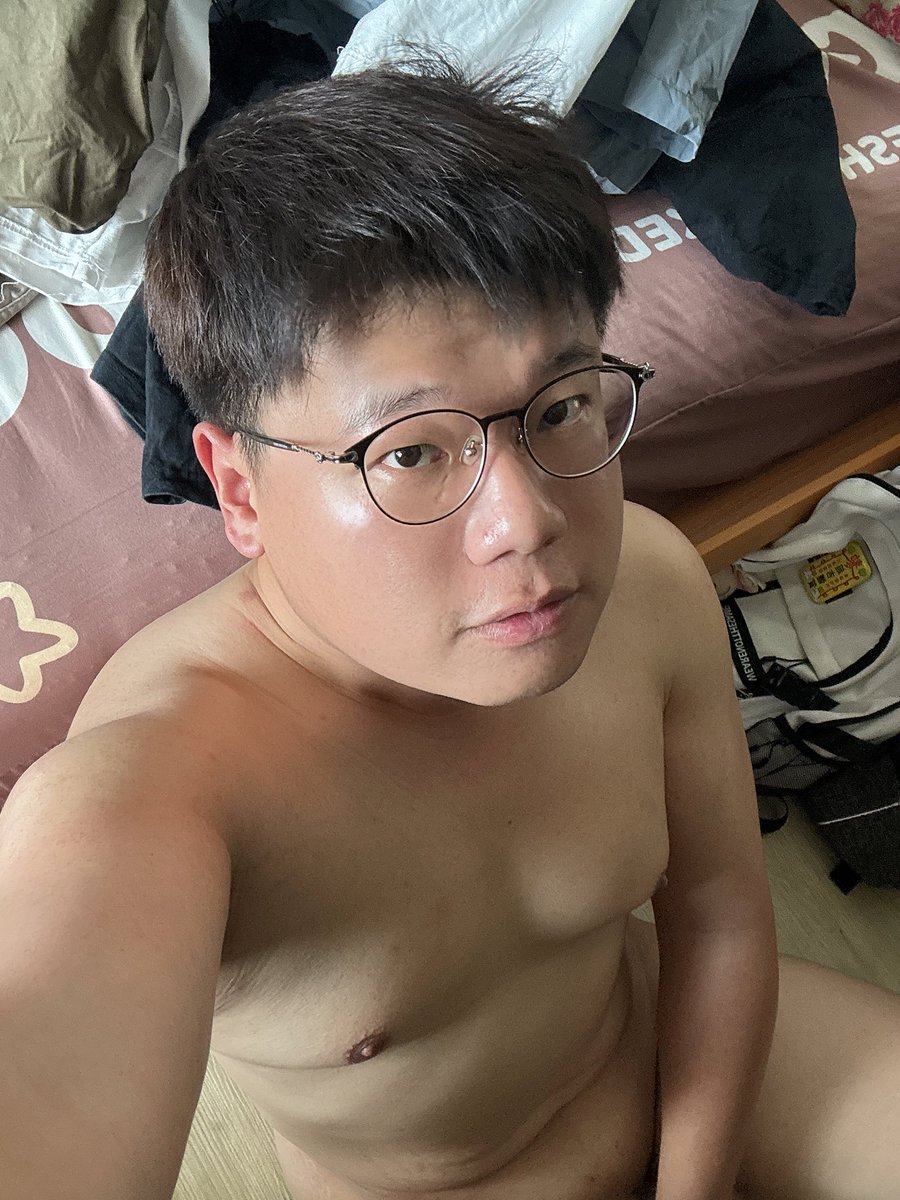 teemojian's tweet photo. 熱到沒表情了
好像也該去吃早餐了 https://t.co/cQhh3aeSDf