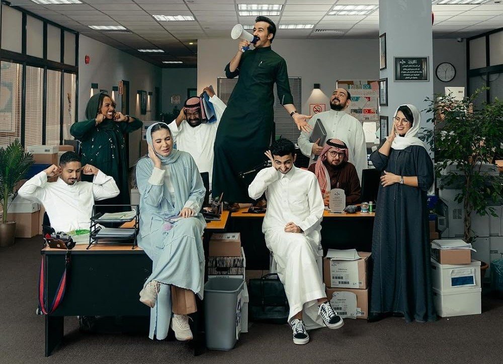 LitDarks's tweet photo. Today, on the 250th anniversary of the USA, I learned that Saudi Arabia has its own version of the The Office. 

It's a replica of the US show, not the UK one, down to the set design and storylines. 

Now that's winning. https://t.co/qlRCB3ORhI
