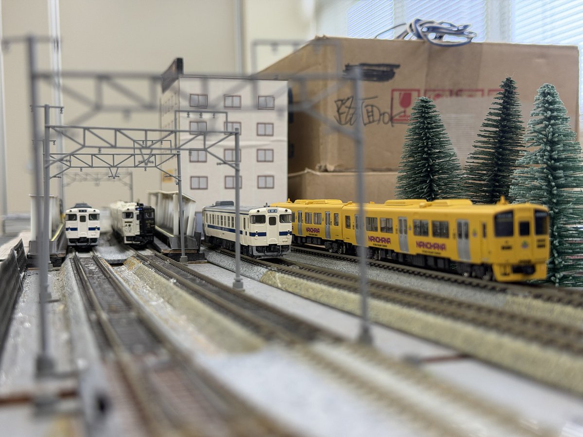 2000_railway's tweet photo. ✨Nゲージ運転会のお知らせ✨

開催日：7月11・12日
場所：谷山市民会館　2F会議室
時間：11日は13時から準備をします。
※13時から準備開始の為、お手伝いできる方はご参加をください。
12日は9時から17時まで
※16時頃より片付け撤去します。

↓写真は以前の運転会の写真です。 https://t.co/SZw1OTQw06