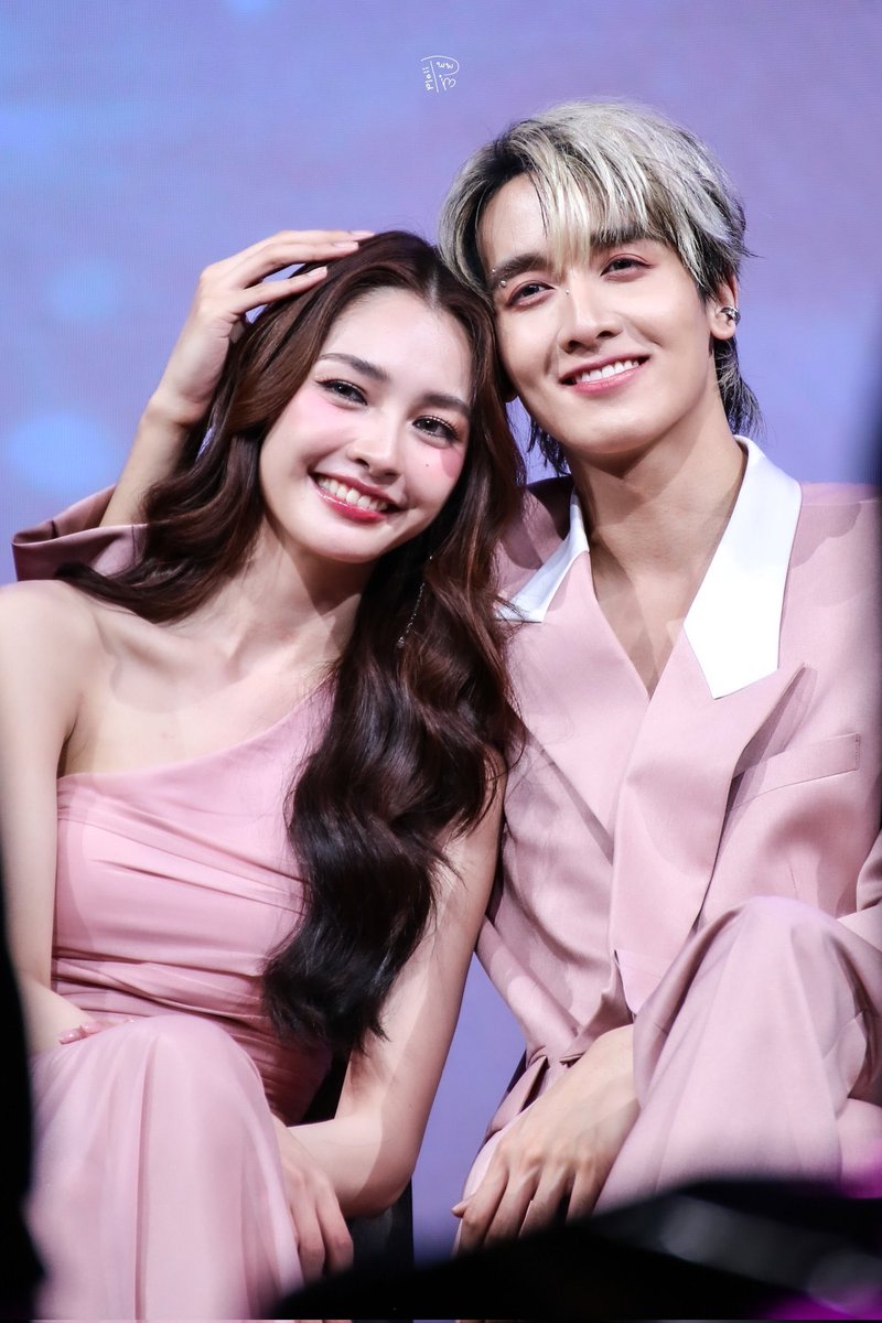maprao22's tweet photo. รอยยิ้มของพีคมิ้นท์เหมือนแสงแดดอ่อน ๆ ที่ทำให้วันธรรมดาดูสดใสขึ้นทุกครั้ง🫠🫠

JULY WITH MY PEAKMINT

#พีคมิ้นท์ #PEAKMINT https://t.co/eeWXmAOXgj