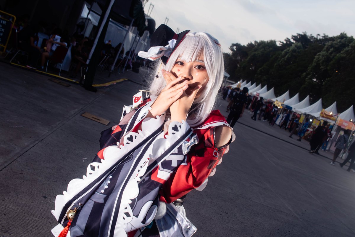 kaiikousen's tweet photo. 【cosplay】
スターレイル／火花
Honkai: Star Rail - Sparxie

No Aha At Full Moon.

Cosplayer: @kaiikousen 
Photo: everme_id (Instagram)
Event: #comifuro22 

#cosplay #honkaistarrail #sparxie #火花 https://t.co/UFUTD6HvrD