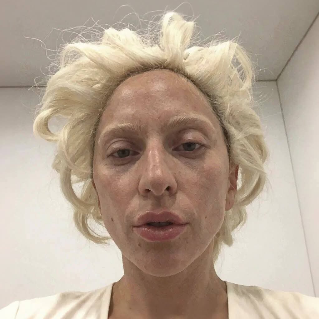 RayOfSick's tweet photo. @Victor874850655 @AndyCanne @khalifaahmedju A sim, a fanbase mau caráter sempre joga o roubo descarado da ratazana e da reação da Madonna em cima dos fãs… https://t.co/YN3D4EUIuf