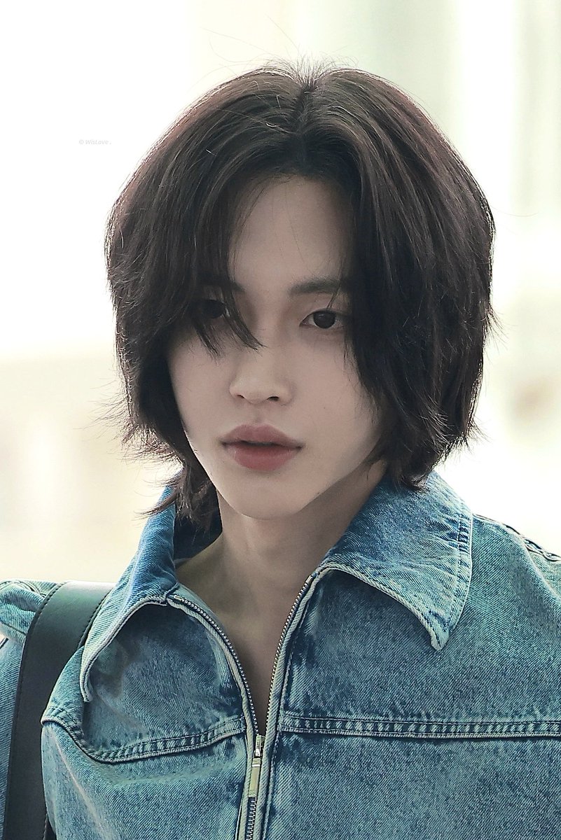 WisLove232's tweet photo. 260705
#원빈 #WONBIN #RIIZE #라이즈 https://t.co/ArBXQ7tfIO