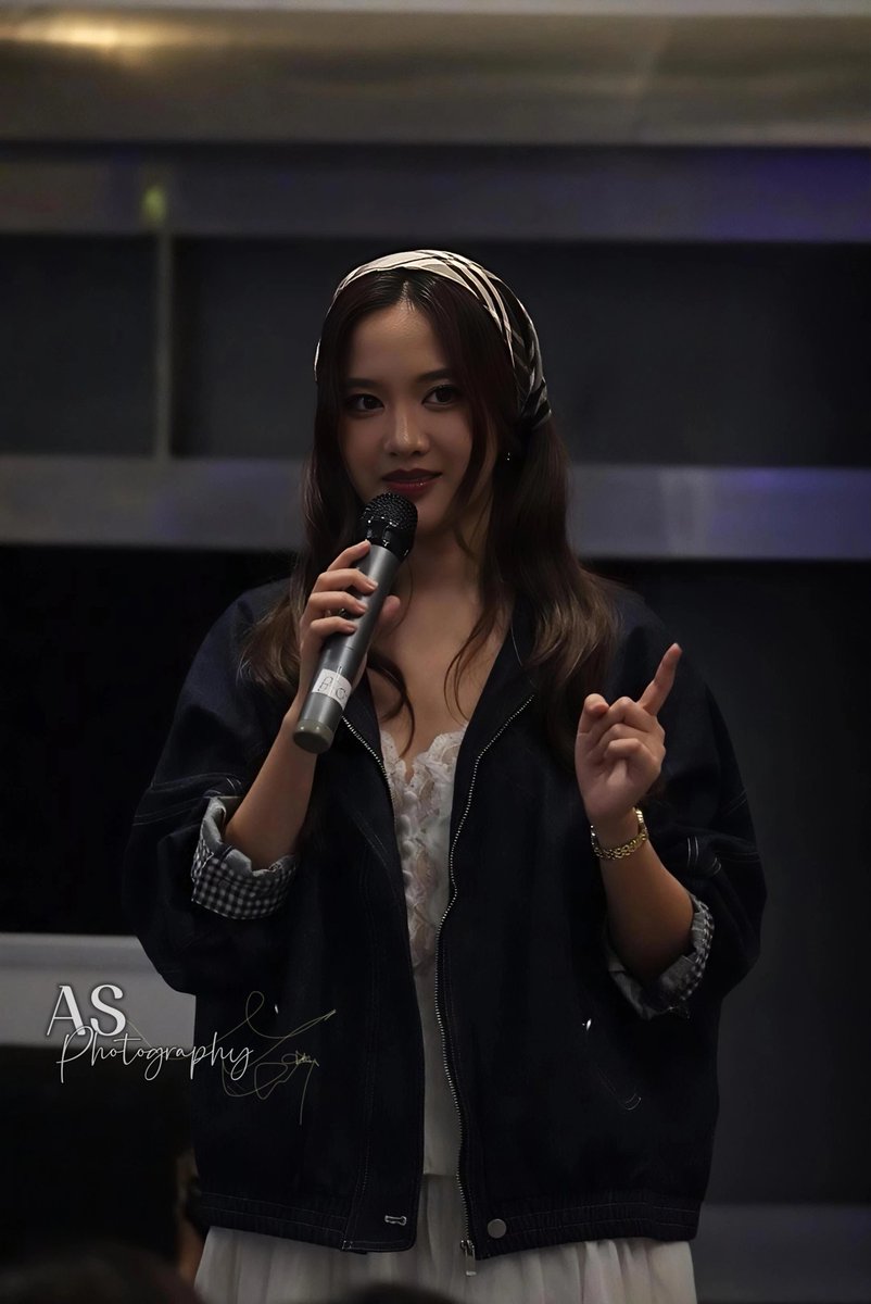 aliss_sim57097's tweet photo. 🤍🤍 

THE AIR FINAL EPISODE
#เสน่หาวาโยตอนจบ
#ฟรีนเบค #FreenBecky https://t.co/LUyAhkssjl