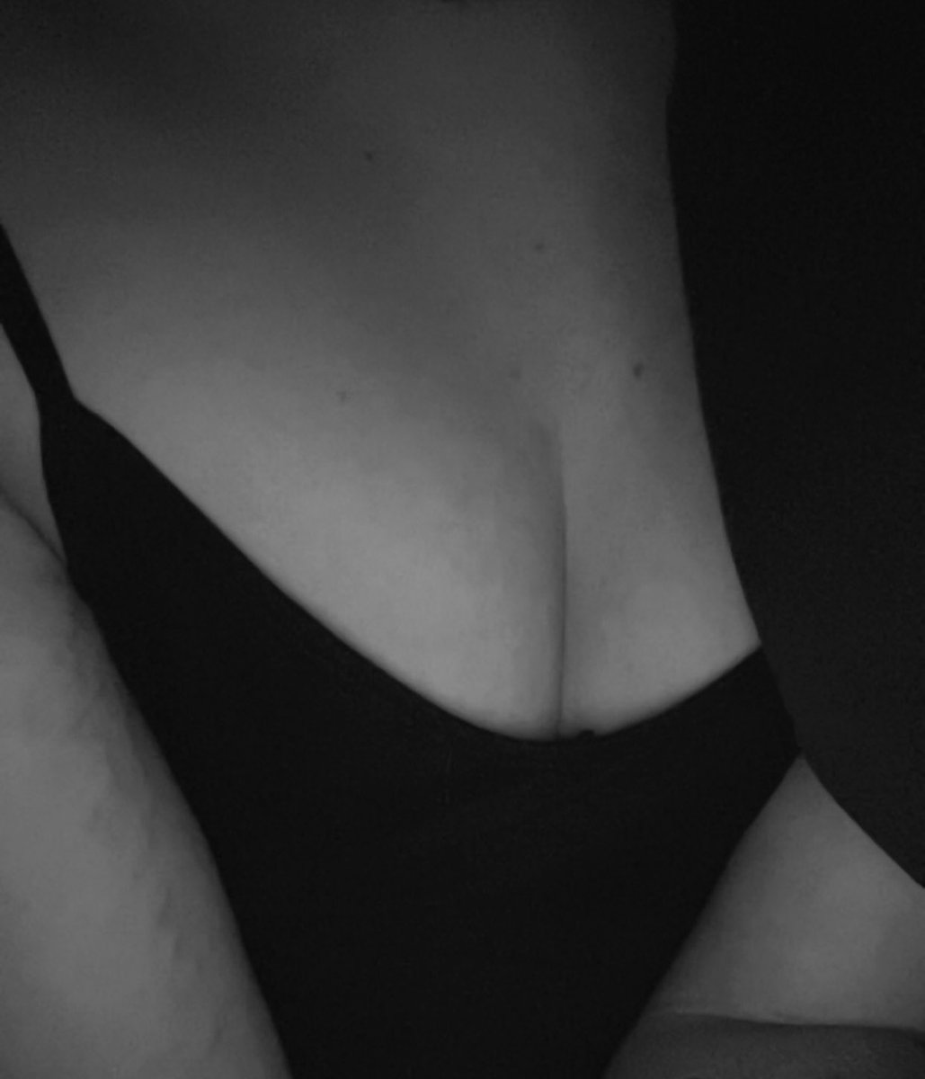 transbratgirl's tweet photo. Goodnight twitter :3
#trans #transboobs #boobs #boobstwt #nsfw #nsfwtwt #preop https://t.co/B1AgQgeONp