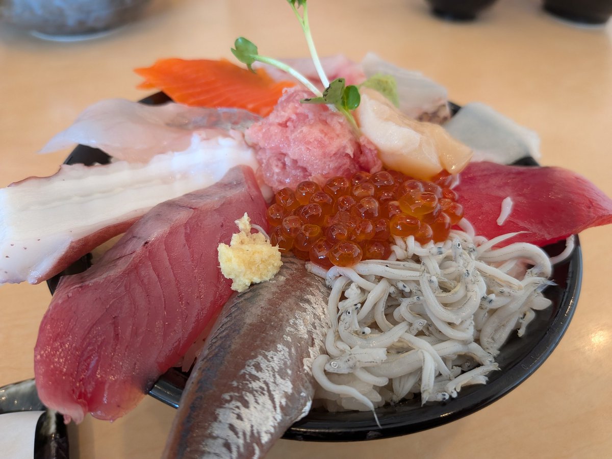 shiburinnzombie's tweet photo. 2週連続海鮮漢 https://t.co/0AGIbhHnJn