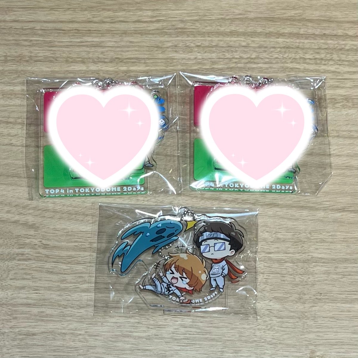 loxy__10's tweet photo. 【交換】 TOP4 アクキースタンドコレクション

譲) 🐱＆🥷、

求） 🦀単体

現在会場付近にいますので、手渡しできる方でお願いいたします。 https://t.co/vB1q2VrBVW
