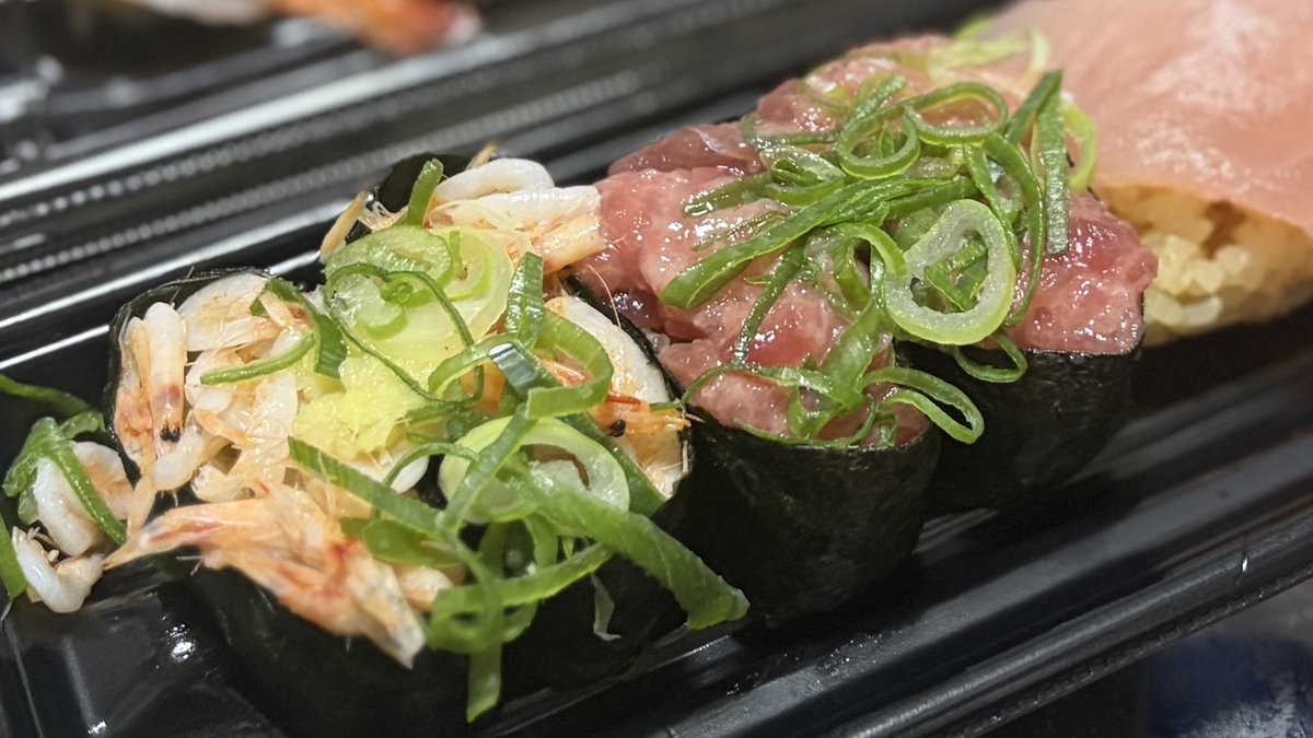 zz_bgm's tweet photo. 赤🍣と聞いてついついね(˶ˊᜊˋ˶) https://t.co/y4eb2dECkr