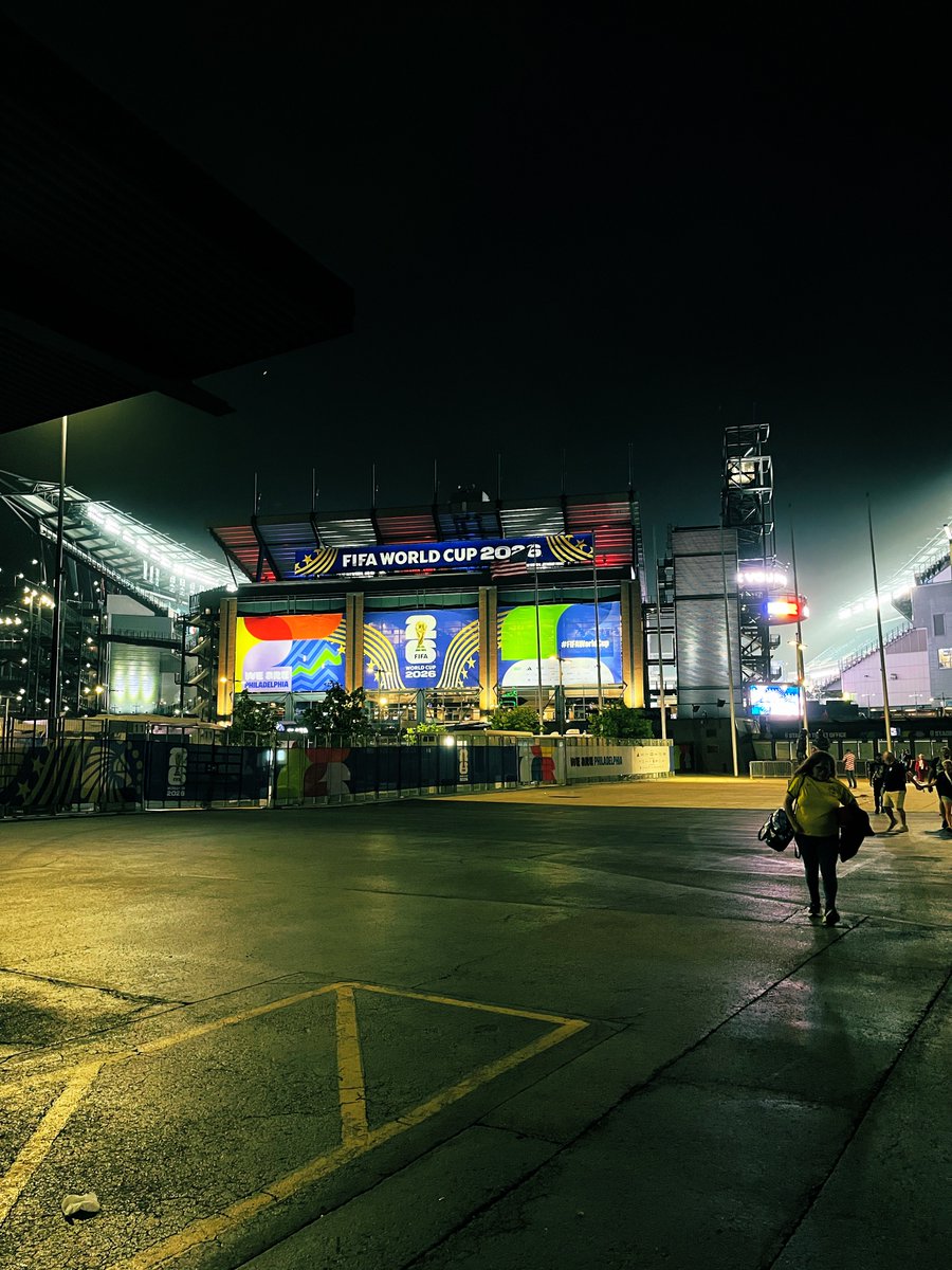 Jimmyking35's tweet photo. Had to remind myself while walking away that we very likely will never see this stadium with the words “FIFA World Cup” written across it again https://t.co/cpsC0jgiJM