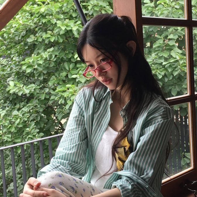 MINGYEOKlM's tweet photo. @enimasa I wouldn't survive a second of a staring contest with you because I'd either kiss you or start giggling upon the fact that I get to call you mine https://t.co/mIE7Tq8g2d