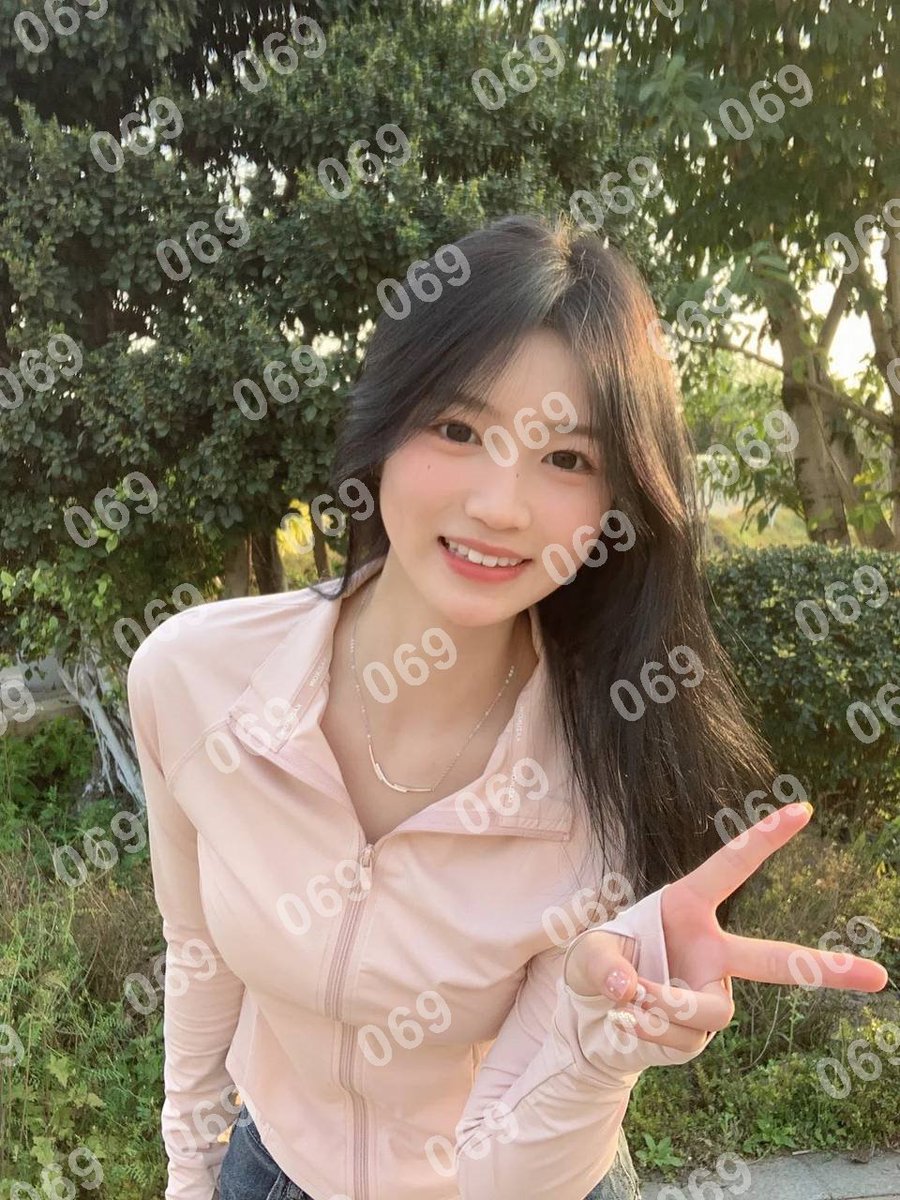 WaltJayMoney's tweet photo. #龙华
👉助理@chunlibey
看上了请截图妹子便客服快速安排
爱意随风起，风止意难平。
观湖街道 https://t.co/rrkSYXnqKR