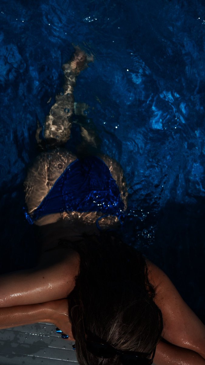skyee_e's tweet photo. Happy fourth 💥 https://t.co/AZEpSouzRg