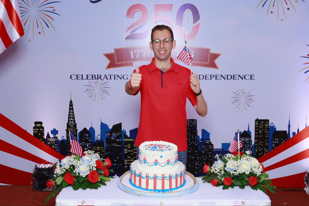 AlexParini's tweet photo. Celebrating America 250 in Ho Chi Minh City with @amchamvietnam and the local #American community. Happy Fourth of July! 🇺🇸🎆🎉 https://t.co/txULC2yJol