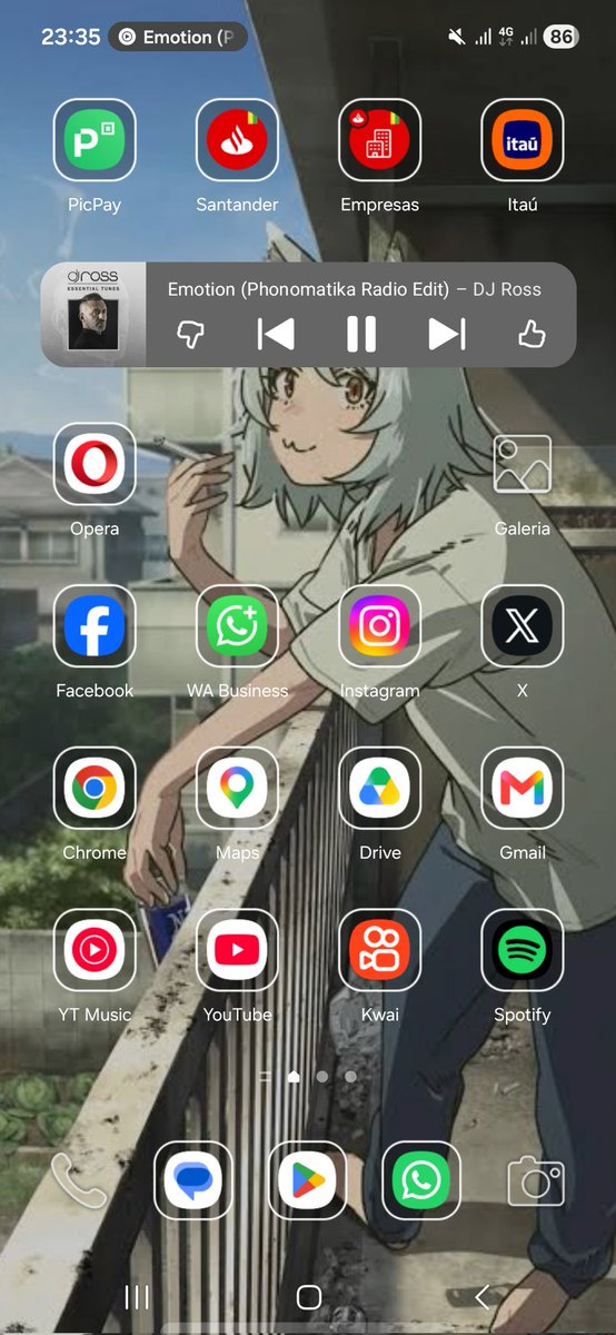 memesdofaceboky's tweet photo. Mostra o papel de parede do celular, ou terá 7 anos de azar! https://t.co/pl0mZqRkhW