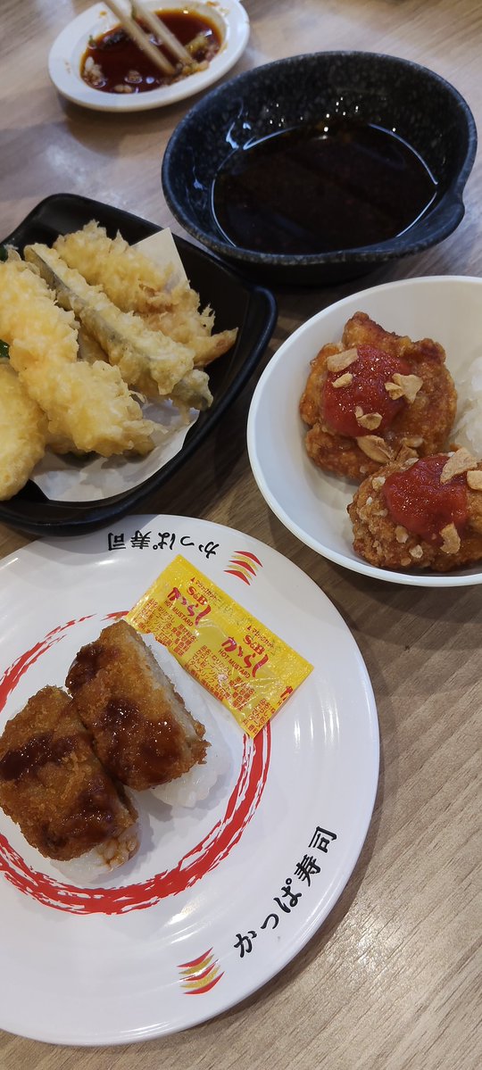 ru99ru99's tweet photo. 優待消費のかっぱ寿司🍣
寿司はほぼ食べてない😅
#かっぱ寿司
#株主優待 https://t.co/eb43nItLsj