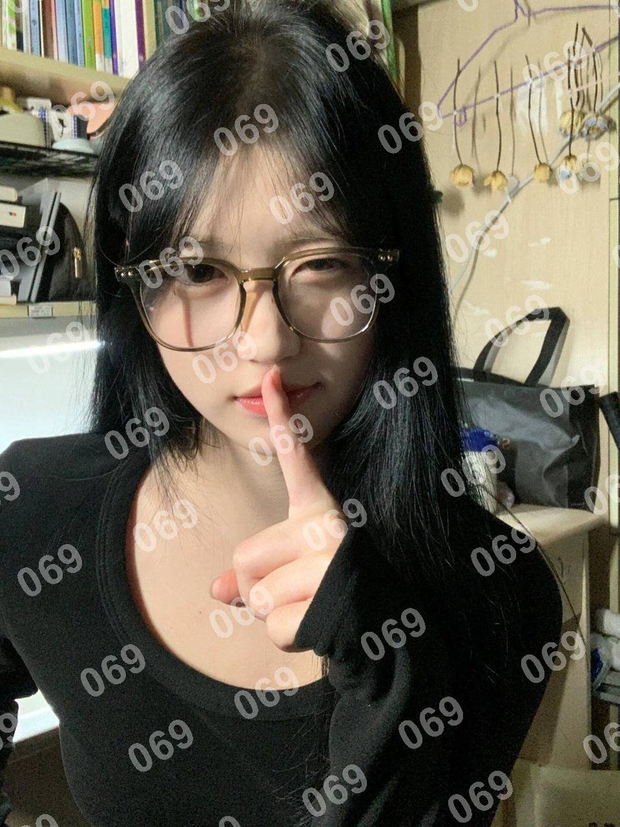 WaltJayMoney's tweet photo. #龙华
👉助理@chunlibey
看上了请截图妹子便客服快速安排
爱意随风起，风止意难平。
观湖街道 https://t.co/rrkSYXnqKR