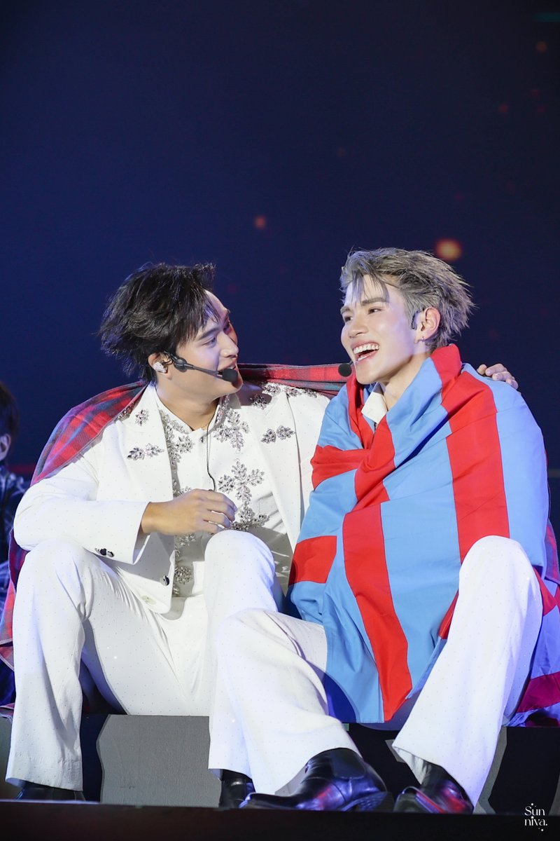 SunnivaFF's tweet photo. โลกใต้ผ้าห่มของบาร์ธแทนรัก มันน่ารักจังวุ้ยยยย 🥰

#TicketToHeavenFinalEP
#GeminiFourth https://t.co/aF7E5sOkAA