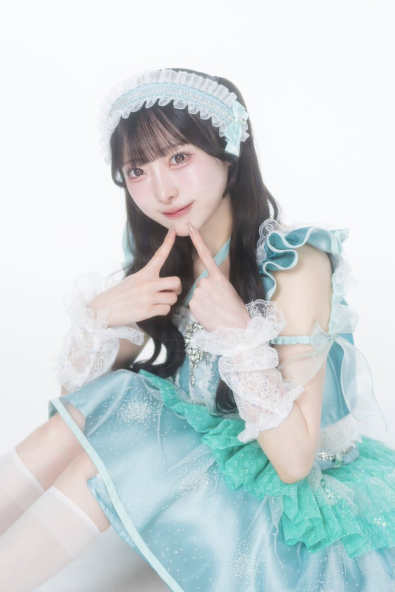Rootmimi__rei's tweet photo. #新しいプロフィール画像 
新アー写になりました🍀♡ https://t.co/oeZWcM4dQh