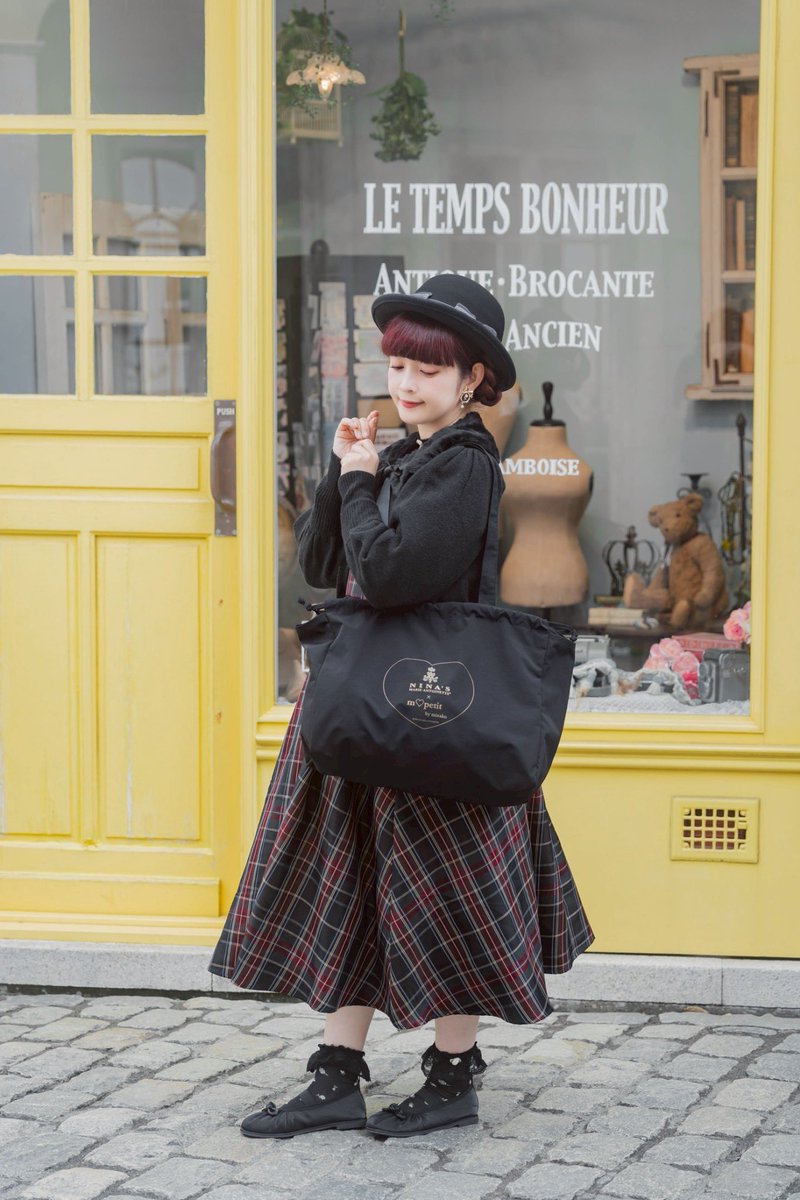 カワイイだけじゃなく、使いやすいしまみさニナスのバッグ👜使いやすい