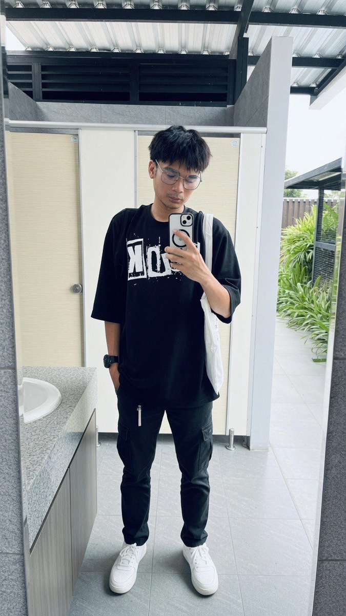 phiphit67189's tweet photo. วันอาทิตย์ https://t.co/uf3LYDnl6D