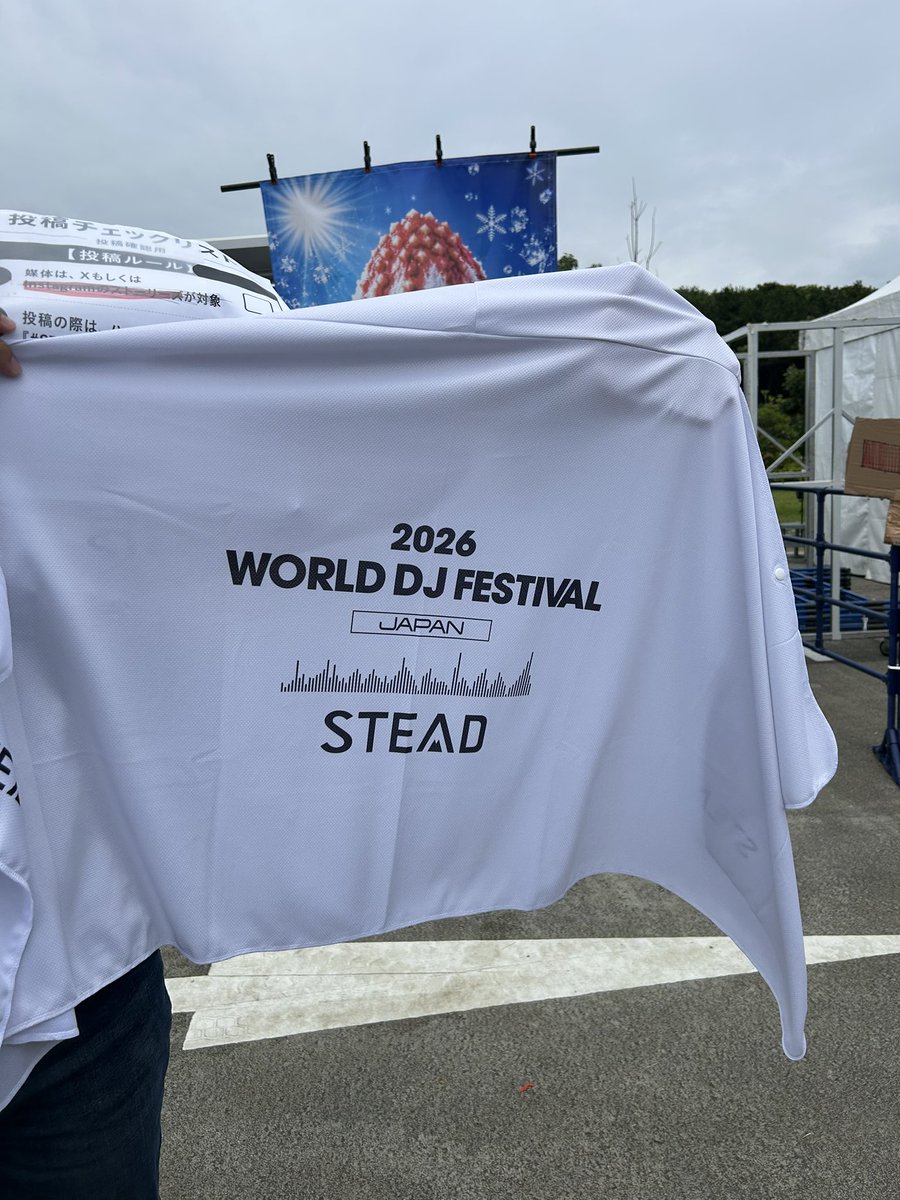 MelloFilms's tweet photo. #STEAD冷感ポンチョ 
きれるの嬉しい https://t.co/oFw3ROxLKT