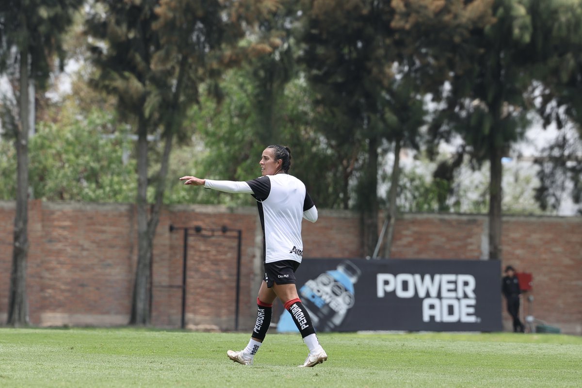 AtlasFCFemenil's tweet photo. Iniciamos esta pretemporada con el pie derecho 👊

Triunfo contra Necaxa en Aguascalientes y seguimos trabajando de cara al AP26 🔴⚫️

Lee la nota completa: https://t.co/Y59V63zFZT ✍️

#ParaLaFielPorLaFielYConLaFiel https://t.co/bKKIOworFy