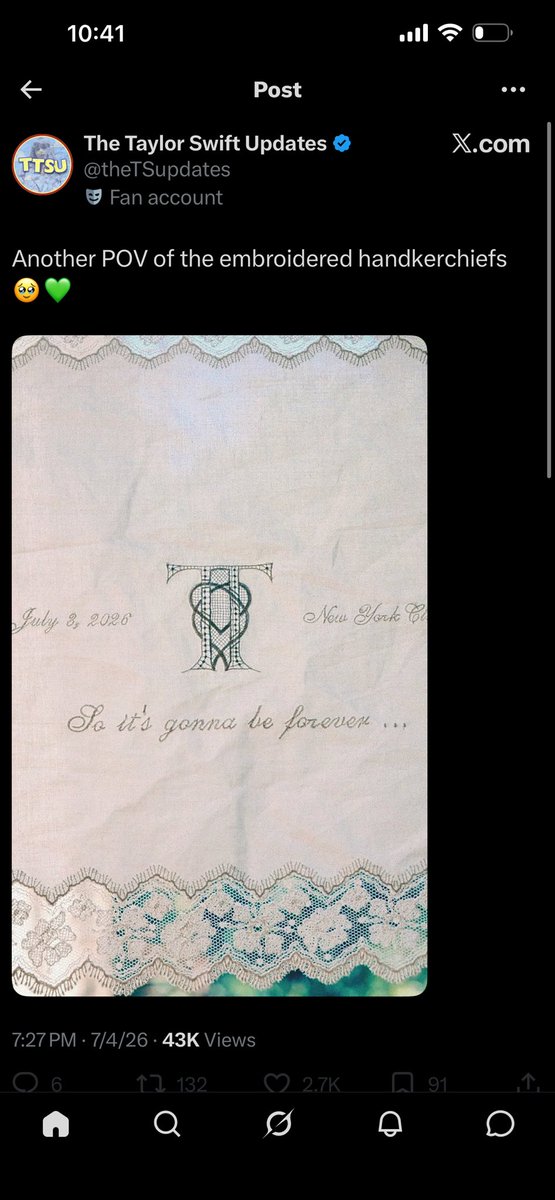 hfkzelda's tweet photo. wait it’s real. all of it’s real. the entire wedding was based on her shitty music. she walked down the aisle to her song. she has her own lyrics embroidered on the gifts.. holy fucking narcissist https://t.co/4HyClavb0B