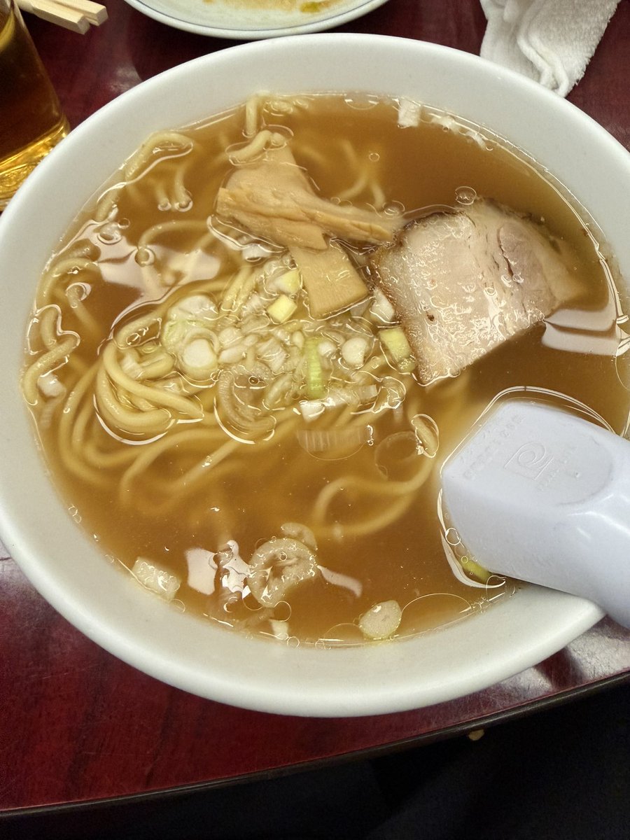 osamus_com's tweet photo. 宴会🍜

佐久市
『洞庭春 中込店』さん

昨夜は消防団幹部の宴会に参加させてもらいました😊

大皿料理で、餃子、肉団子、春巻き、エビなどなど美味しい中華をいただきました🥟

〆は、半ラーメン🍜
飲み食いした後でもサラッと食べられる計算し尽くされたお味😆

ご馳走様でした😋 https://t.co/yLwu89iUwH