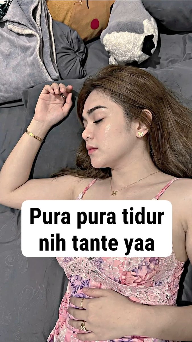 ncatusre's tweet photo. Pura pura tidur nih tante yaa

https://t.co/7IL8Vrtm9l

https://t.co/PhhGs1pSHm https://t.co/MgakcT2ocC