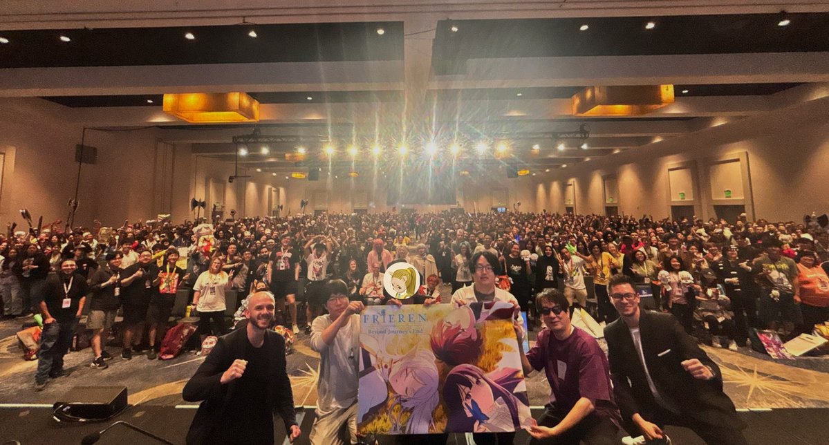 Anime_Frieren's tweet photo. Anime Expo 2026
アニメ『葬送のフリーレン』パネル
ありがとうございました🪄

北川朋哉(監督)
斎藤圭一郎(監督協力)
小嶋慶祐(キャラクターデザイン)
福士裕一郎(アニメプロデューサー)
以上が登壇してお話させてもらいました。

#フリーレン #freren #AX2026 https://t.co/8H5ehs2K0r