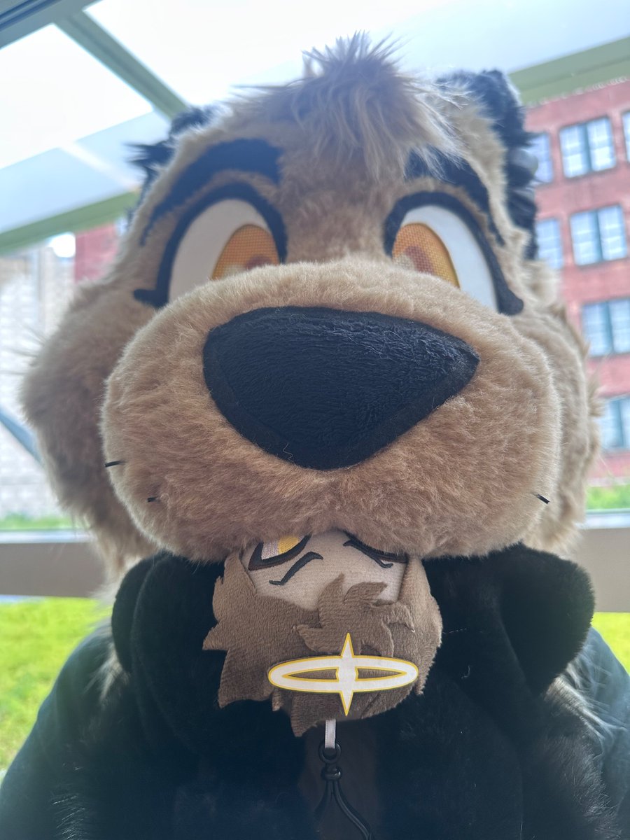 purtail's tweet photo. NOOOOOOOO HE GOT DEVOURED!!!!!!!!!!!!! 😭💔 
#hazbinhoteladam #anthrocon https://t.co/H09dS5U1vW