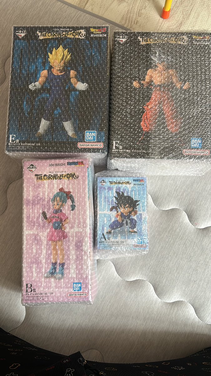 ccrrgami's tweet photo. 福袋無事届きました！
クロニクル悟空コンプできたのでめちゃくちゃ嬉しいです！！
40周年悟空の到着も楽しみにしています！ https://t.co/a7R0NOF6hB