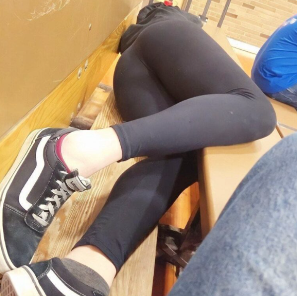 javiermarquezr's tweet photo. I almost got caught, but it was worth it #creepshot #candid #nolimitt #flash SEE THE COMMENTS 💦 https://t.co/sIdTIpDQ9r