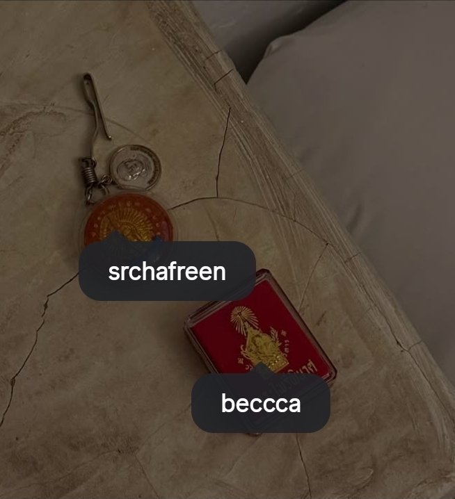 nangnang_gf's tweet photo. I think FreenBecky share the room together when they're on locations for filming amulet used to put on bedside table(must near a bed) or under pillows so yeh together every where narak mak🙏🏻🤍

THE AIR FINAL EPISODE
#เสน่หาวาโยตอนจบ
#FreenBecky #ฟรีนเบค‌ https://t.co/iKAyBY7bnp