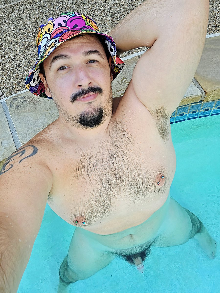 BoogieTheGoGo's tweet photo. My holiday weekend consists of naked pool time and playing with my hot dog. Who wants to come over and stuff my buns?  #dfw #gaybear #goodboy https://t.co/Th2Uf4ddbx