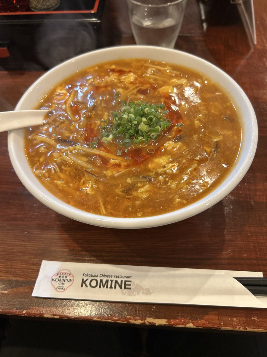 tyokkl's tweet photo. 横須賀中華 KOMINE 横須賀市若松町
先日のランチで酸辣湯麺をいただきました
円やかな酸っぱさで体がシャキッとします

逸見への移転の告知が‼️
中央での営業は8/9までだそうです https://t.co/l8mvN8pgt0