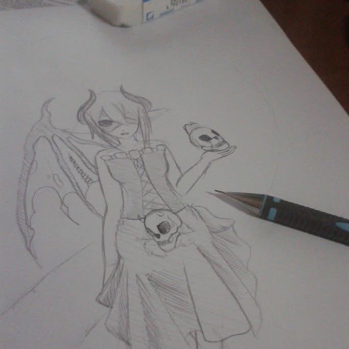 Thaninini's tweet photo. 2014  จากเด็กโอตาคุวาดรูปบนกระดาษโพสงานในเฟสแปปงงๆ สู่ 2026 พนงประจำโอตาคุวาดรูปบนกระดาษเหมือนเดิม เพิ่มเติมคือ งานอยู่ในแกลลอรี่แล้ว 🥺 https://t.co/mbTaTxFXWm