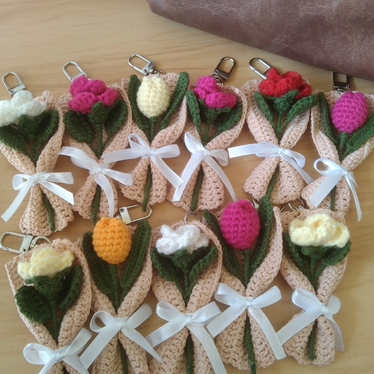 Carnations.rhyme |strap phone & keyring lucu tweet media