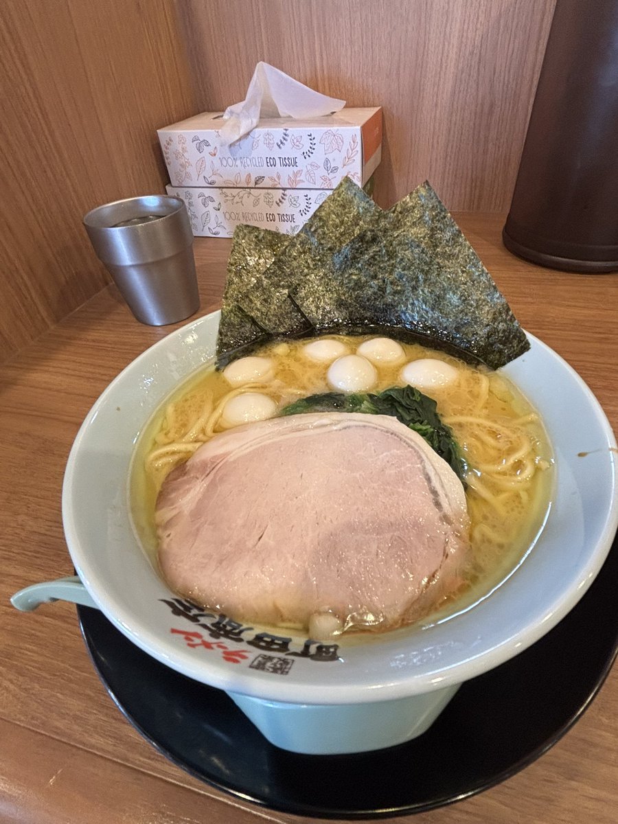 gazami_enjozi's tweet photo. 町田商店なう！うずらトッピングはデフォ！ https://t.co/4GFqJzT5p9