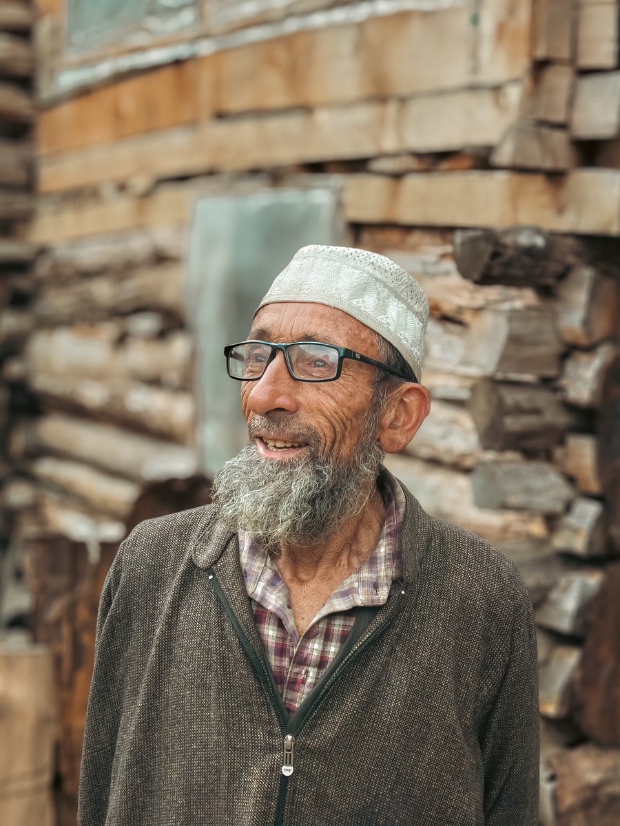 anaam_farooq's tweet photo. Faces Of Gurez Shot on @nothing Phone 4a Pro
#withNothing #portraits #phone4apro #kashmir #gurez
@getpeid @AkisEvangelidis @nothing https://t.co/R3KAGLg81g