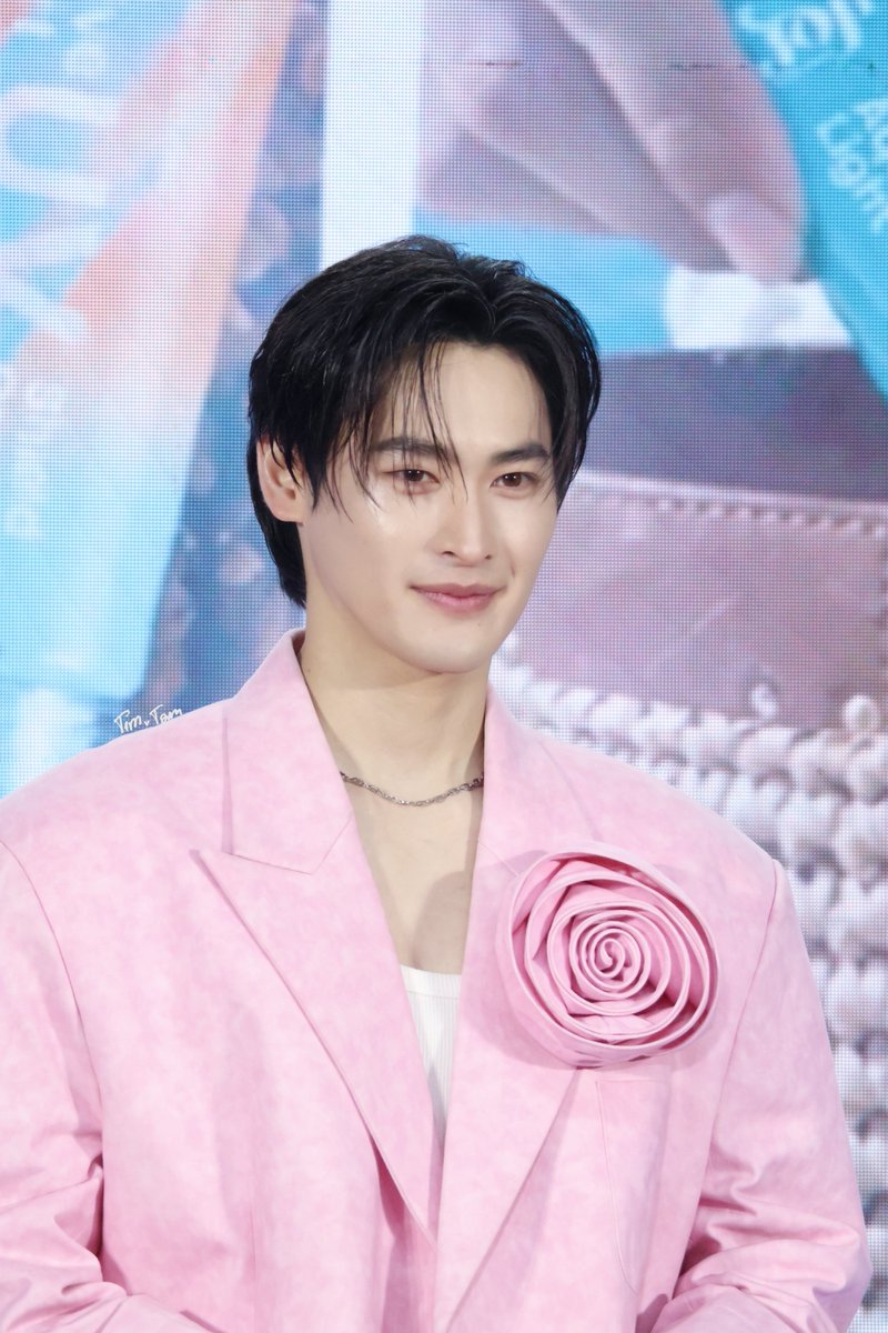 timtamvvip's tweet photo. ยิ้มละมุนละไม พ่อหนุ่มไมโครเวฟ

KAO X TOFU FESTIVAL  

#JOJISunscreenxKAO
#number_9th https://t.co/OY1osPsqgu
